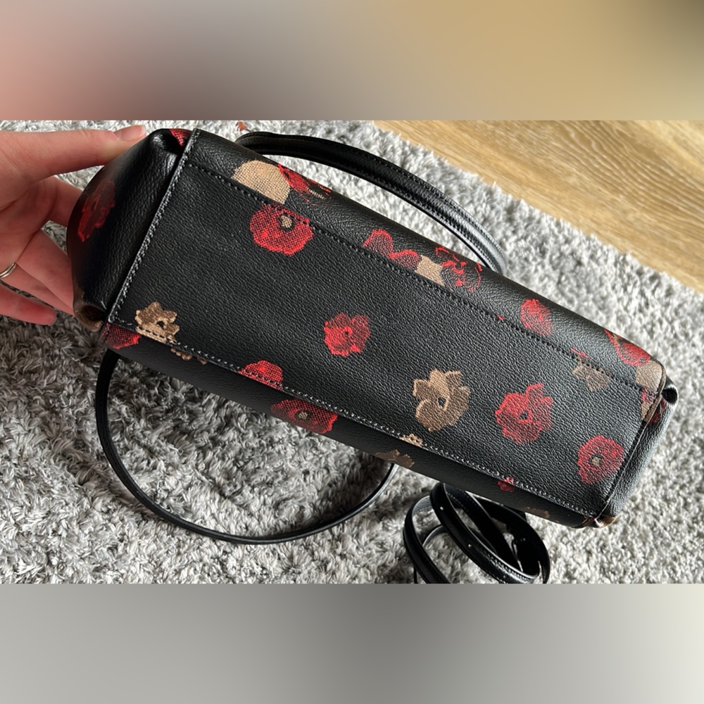 Coach Purse - Picture 4 of 4